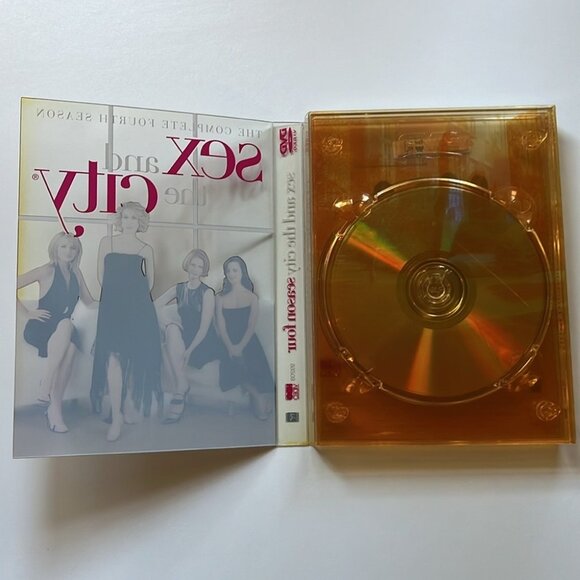 ๐๐ Sex and the City: The Complete Fourth Season DVD Set | HBO Series - Picture 2 of 11